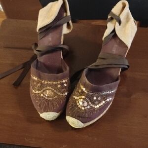 Elegant Brown and Gold Women's Shoes with Straps